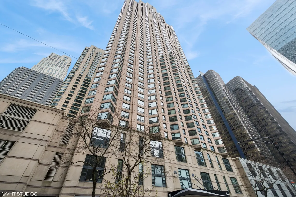 Chicago Real Estate | View 401 E Ontario Street, 702 | 2 Beds, 2 Baths