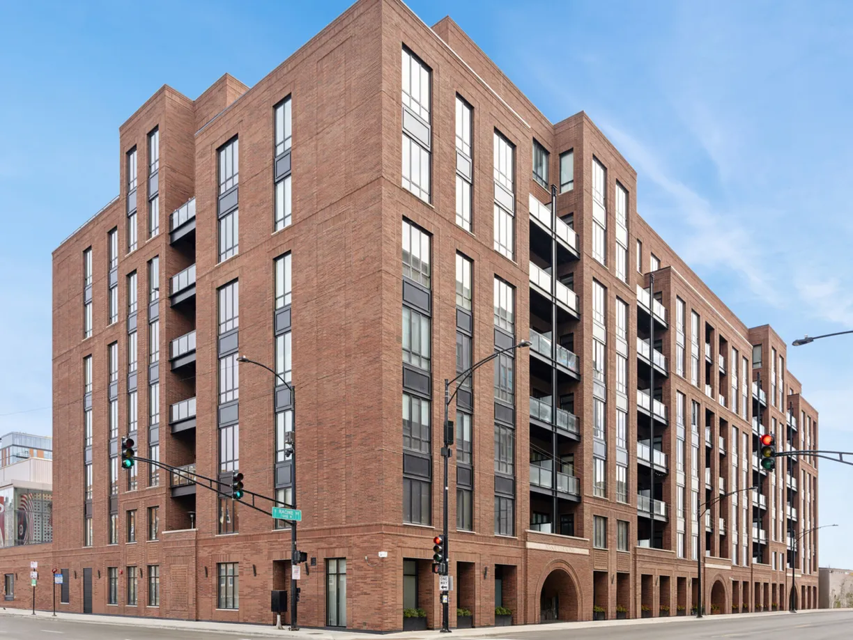 Chicago Real Estate | View 305 S Racine Avenue, PH-A | 4 Beds, 4 Baths