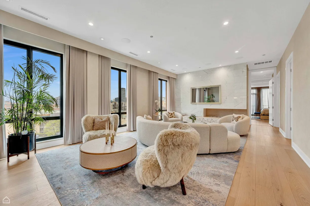 Chicago Real Estate | View 305 S Racine Avenue, PH-A | Listing