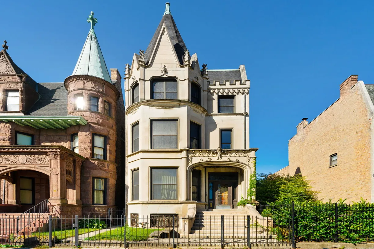 Chicago Real Estate | View 3936 S King Drive | 7 Beds, 4 Baths