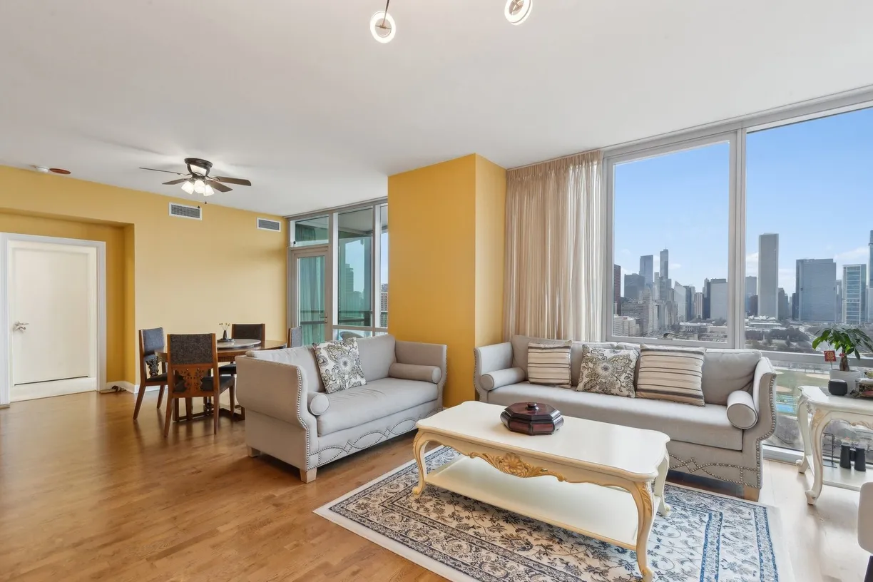 Chicago Real Estate | View 1201 S Prairie Avenue, 2703 | Listing