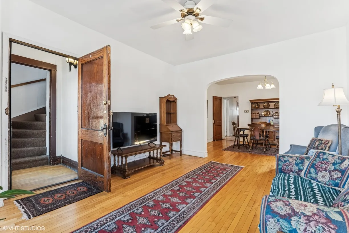 Chicago Real Estate | View 2341 N SPRINGFIELD Avenue | Listing