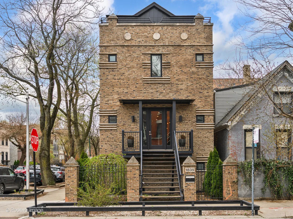 Chicago Real Estate | View 1835 W Wabansia Avenue | 4 Beds, 3 Baths