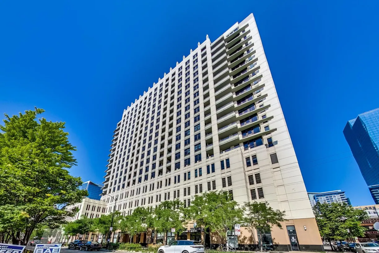 Chicago Real Estate | View 1255 S State Street, 1610 | 1 Bed, 1 Bath