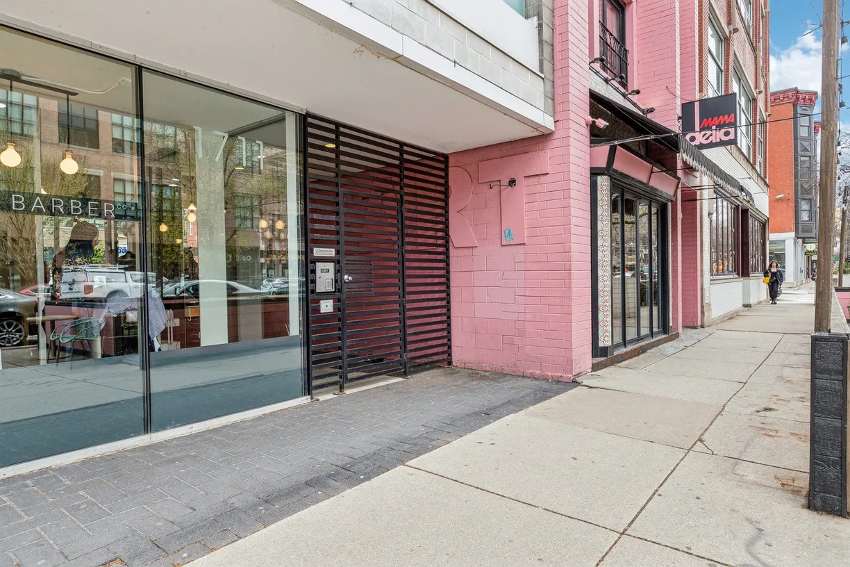 Chicago Real Estate | View 1711 W Division Street, 304 | Listing