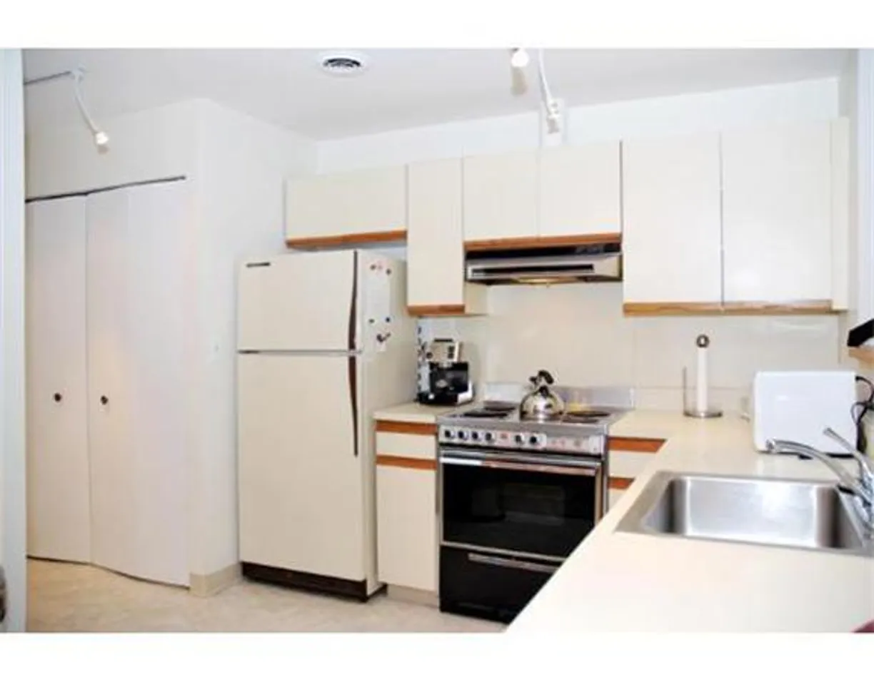 Boston, MA Real Estate | View 33 Sleeper Street, 103 | Listing