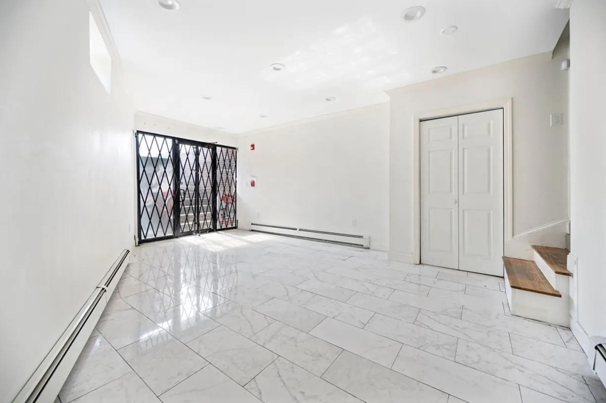 Boston, MA Real Estate | View 600 E Broadway | Listing