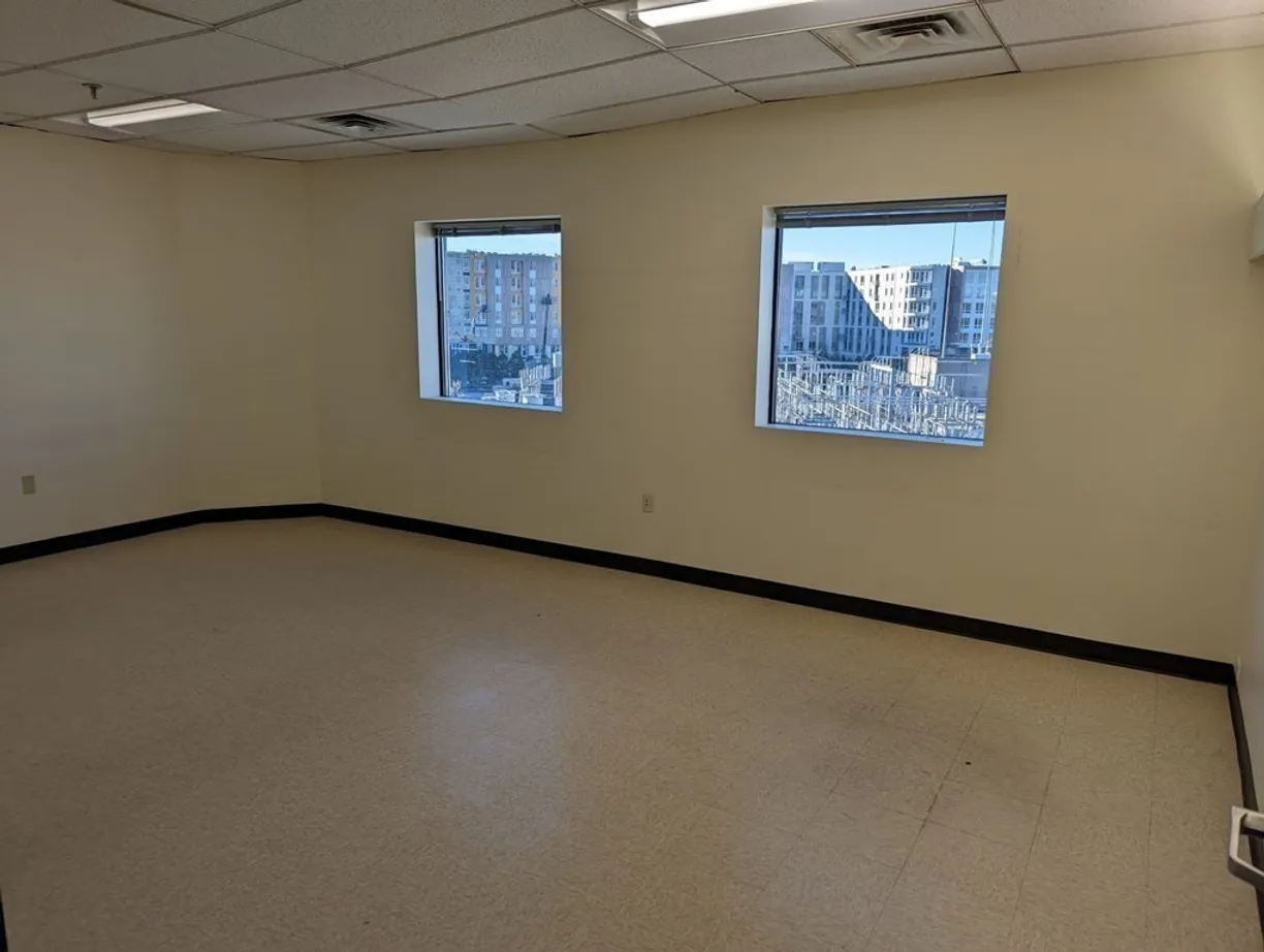 Boston, MA Real Estate | View 185 Alewife Brook Pkwy, 402 | Listing