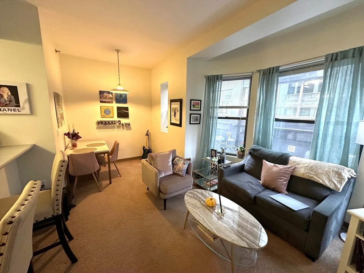 Boston, MA Real Estate | View 636 Beacon St., 202 | Listing