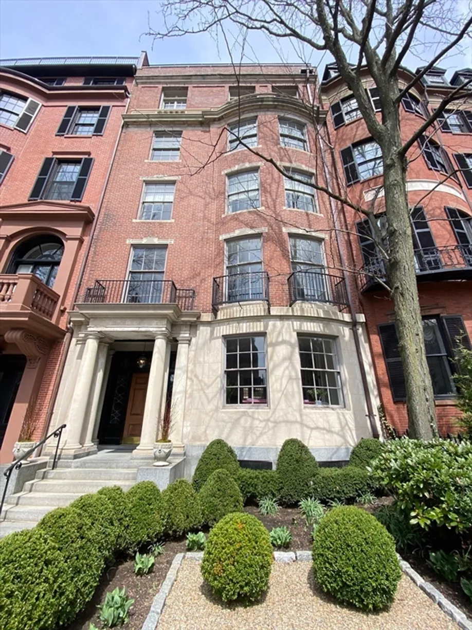 Boston, MA Real Estate | View 61 Mt Vernon St, A | Listing