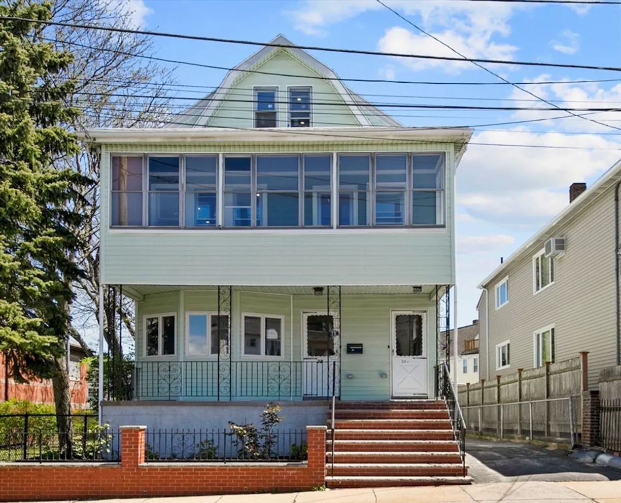 Boston, MA Real Estate | View 28 Medford St, 2 | 2 Beds, 2 Baths