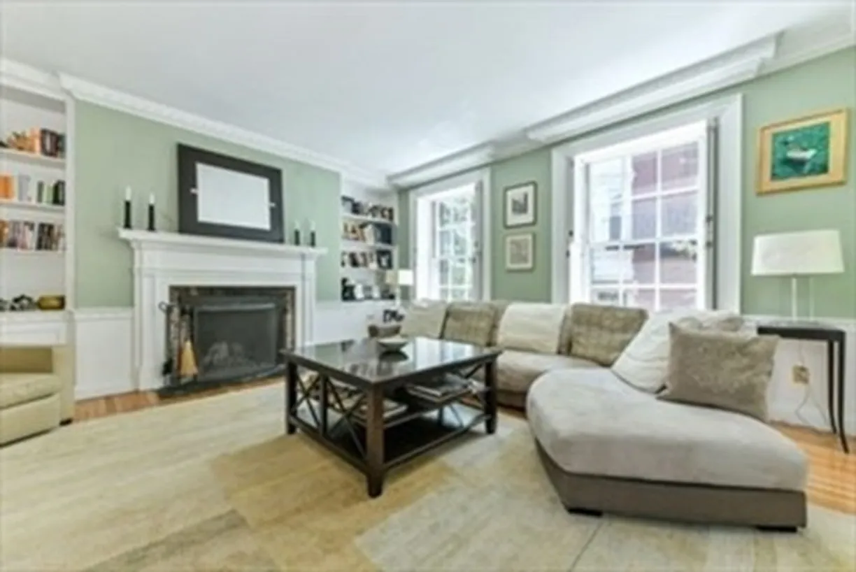 Boston, MA Real Estate | View 39 Pinckney St | 4 Beds, 3 Baths