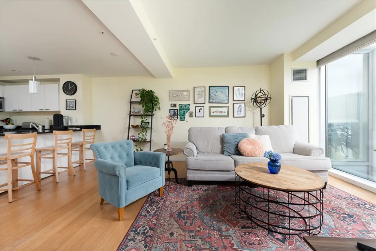 Boston, MA Real Estate | View 2 Earhart St, 807 | 1 Bed, 1 Bath