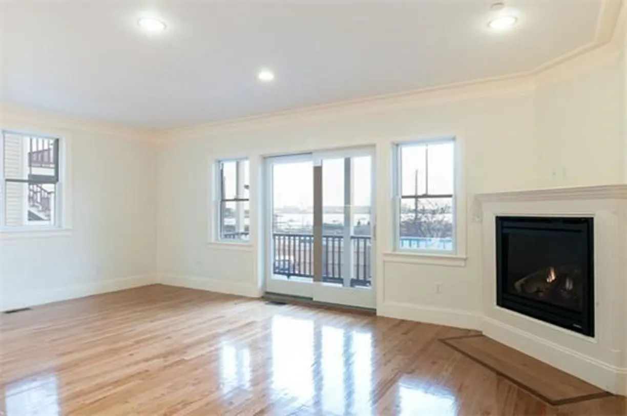 Boston, MA Real Estate | View 541 Sumner St, A | 3 Beds, 2 Baths