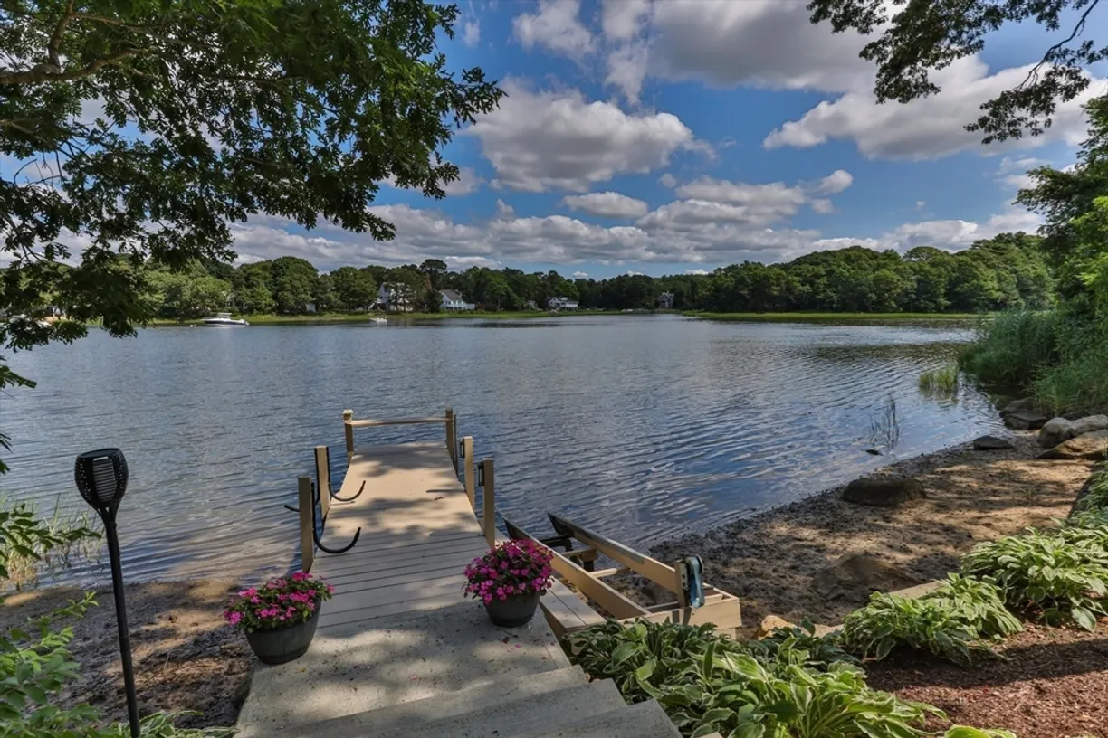 Boston, MA Real Estate | View 49 Edgewater Way | 2 Beds, 2 Baths