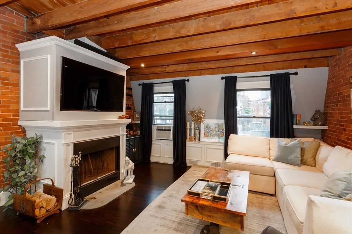Boston, MA Real Estate | View 34 River Street, 4 | 2 Beds, 1 Bath