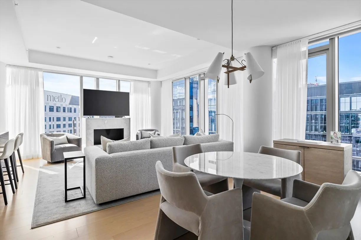 Boston, MA Real Estate | View 135 Seaport Boulevard, PH1C | 2 Beds, 2 Baths