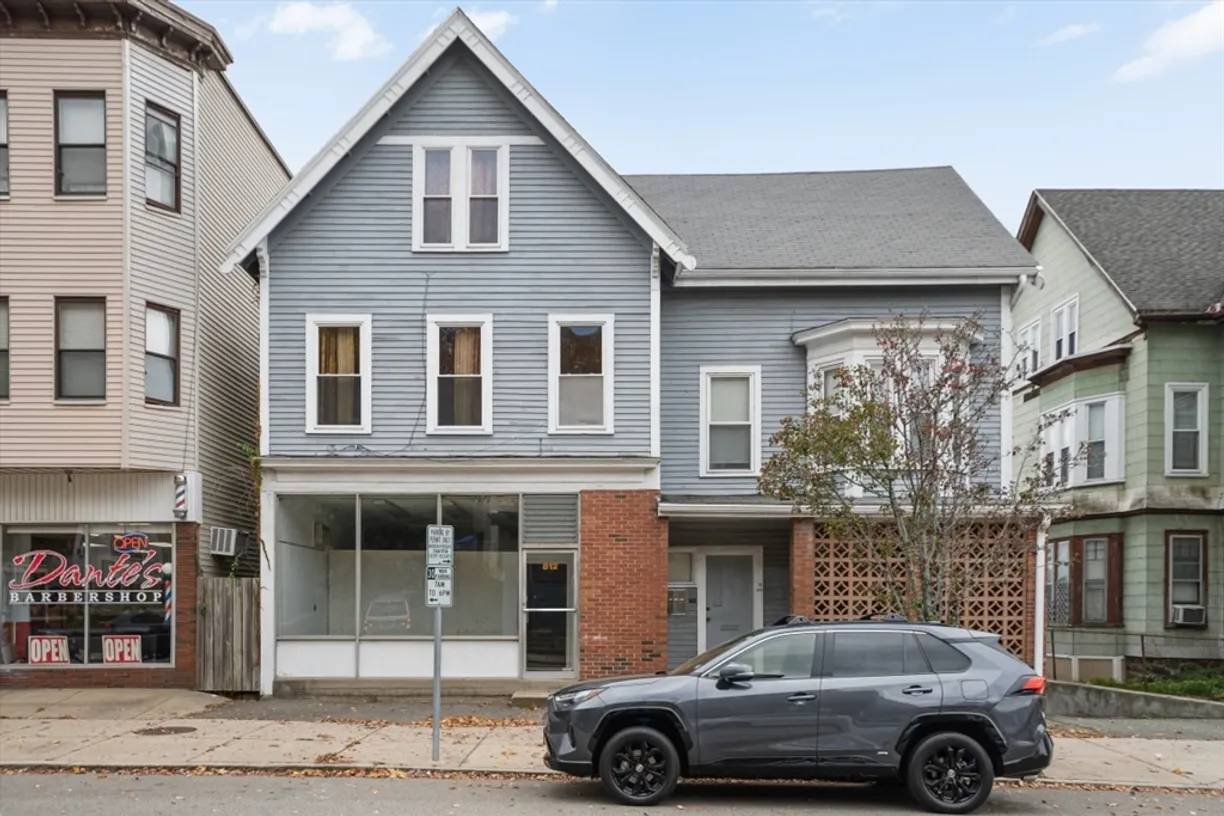 Boston, MA Real Estate | View 812 Main Street