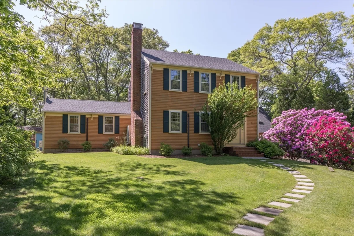 Boston, MA Real Estate | View 8 School House Village | 4 Beds, 3 Baths