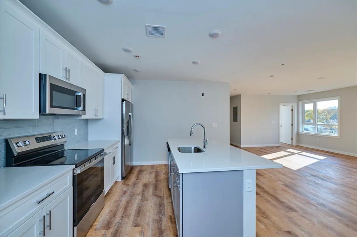 Boston, MA Real Estate | View 510 Willard Street, 406 | 2 Beds, 2 Baths