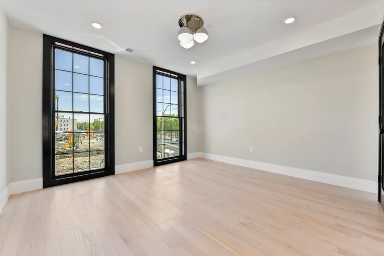 Boston, MA Real Estate | View 6 Brooks Street, 2 | Listing