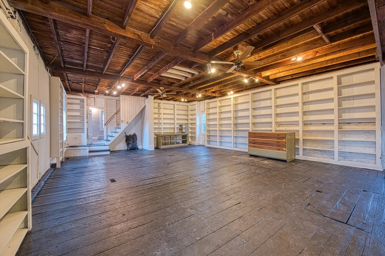 Boston, MA Real Estate | View 22 Main St