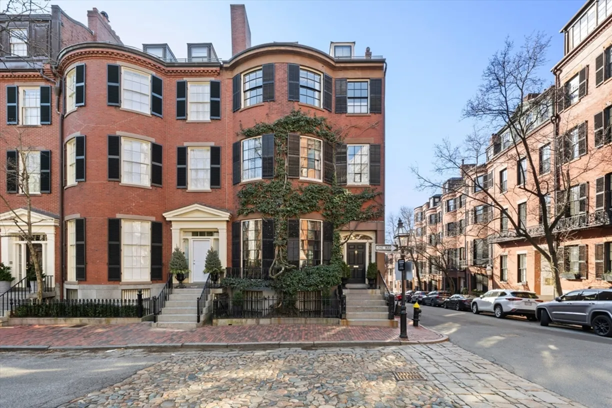 Boston, MA Real Estate | View 22 Louisburg Square | 4 Beds, 5 Baths