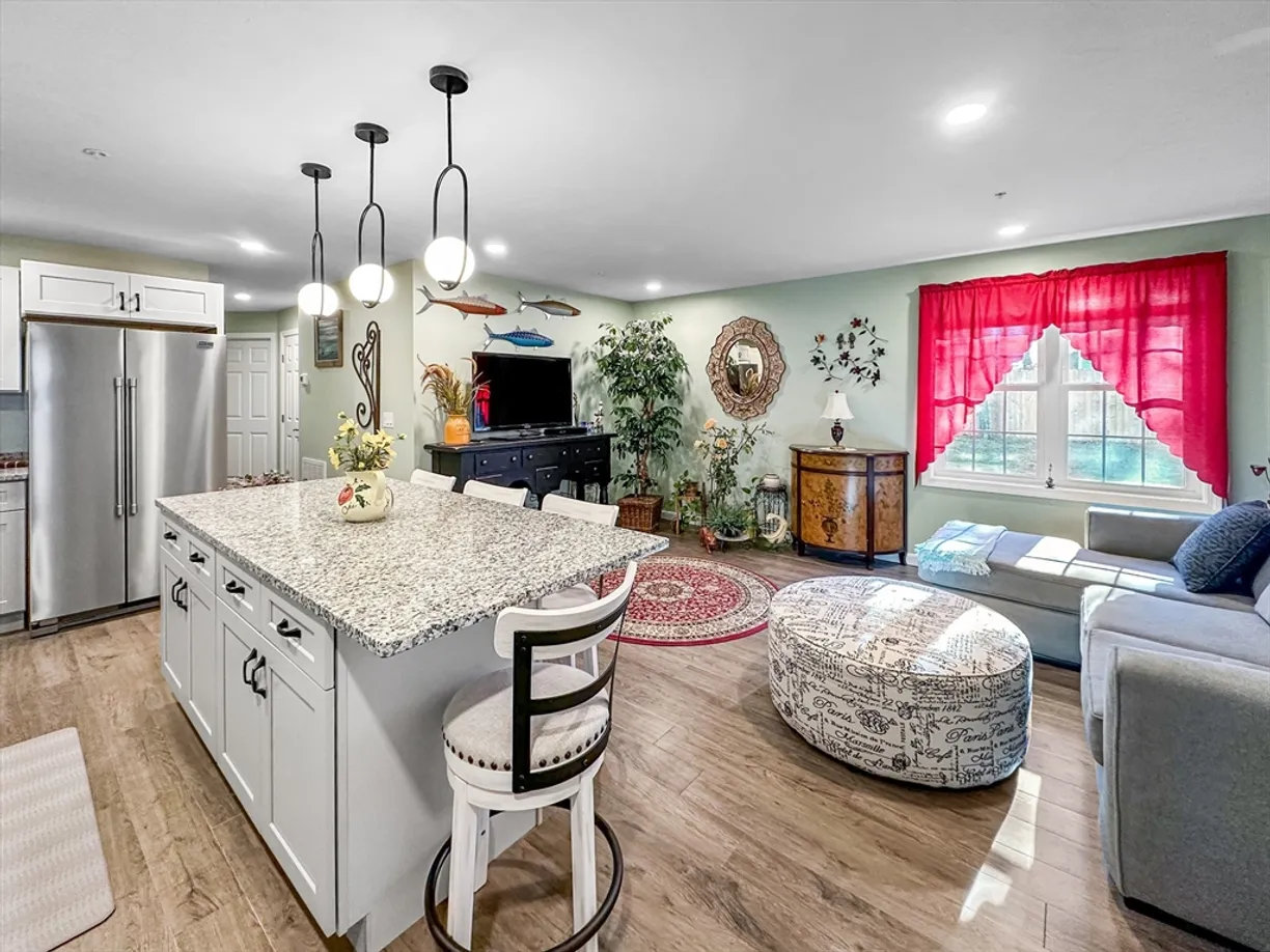 Boston, MA Real Estate | View 27 Ocean Walk Drive, 107 | 2 Beds, 1 Bath