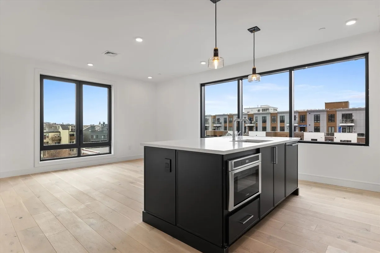Boston, MA Real Estate | View 33 A St., 501 | 3 Beds, 3 Baths