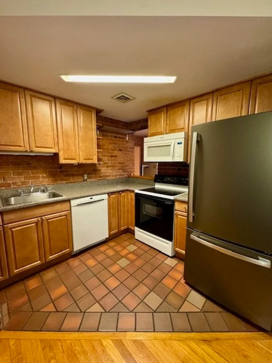 Boston, MA Real Estate | View 95 Gainsborough Street, 307 | 2 Beds, 1 Bath