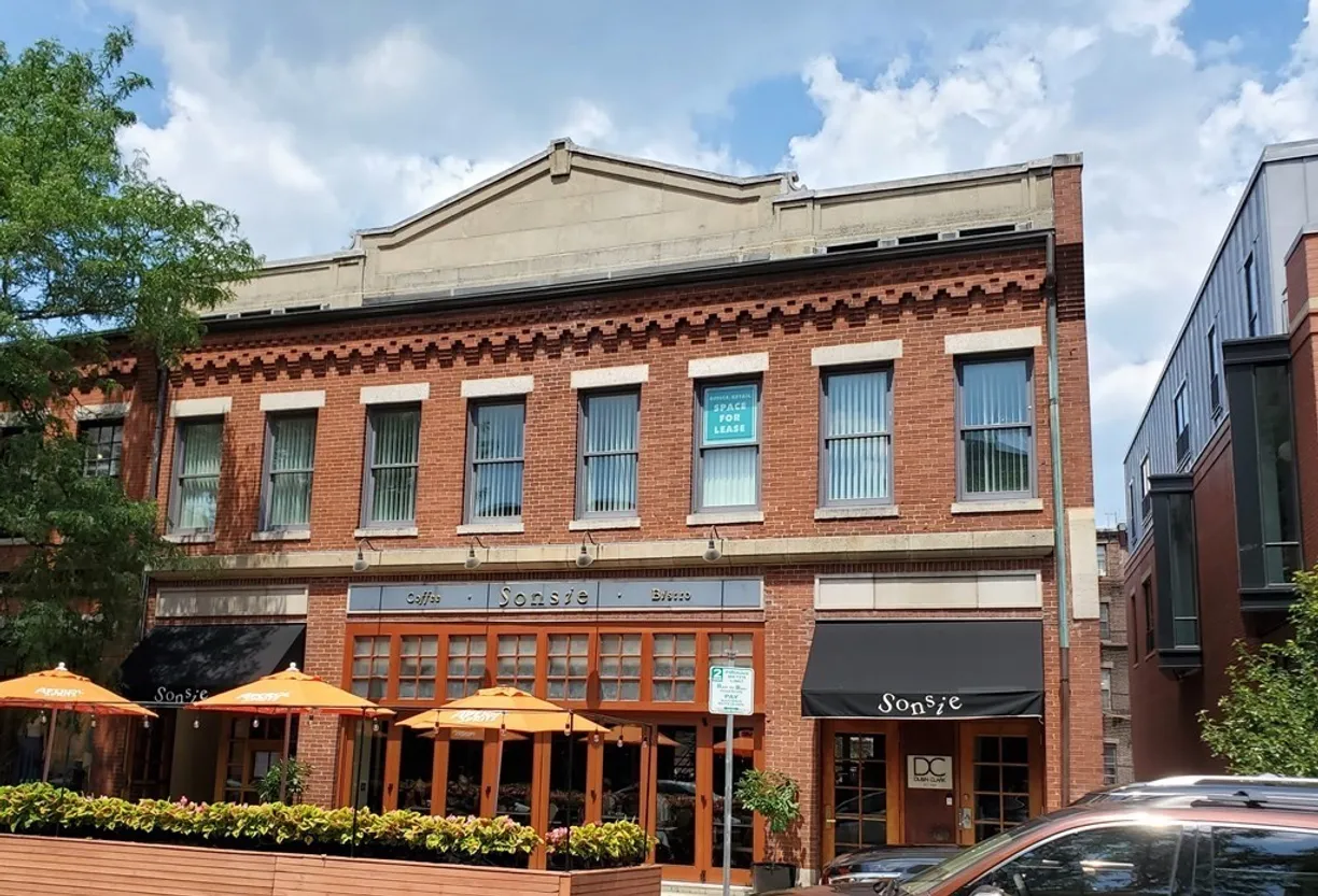 Boston, MA Real Estate | View 323 Newbury Street | Listing