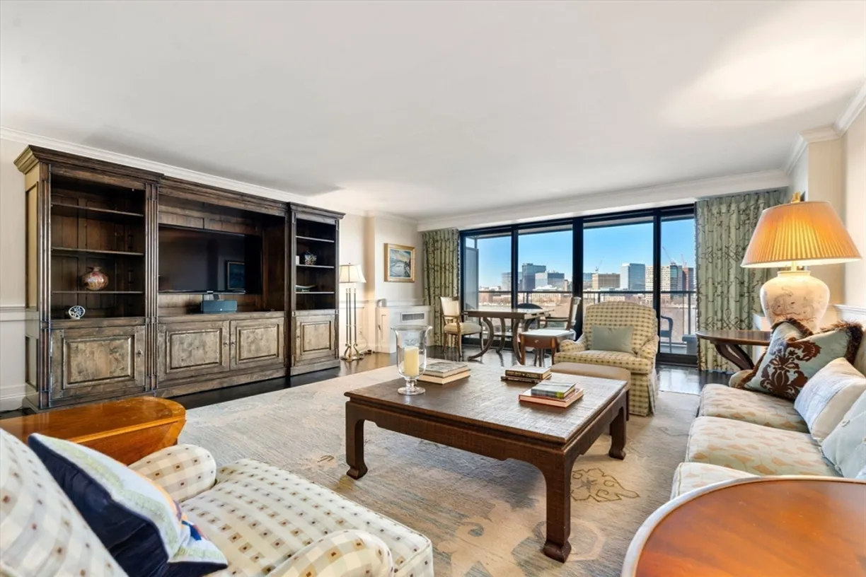 Boston, MA Real Estate | View 180 Beacon Street, 7G | Listing