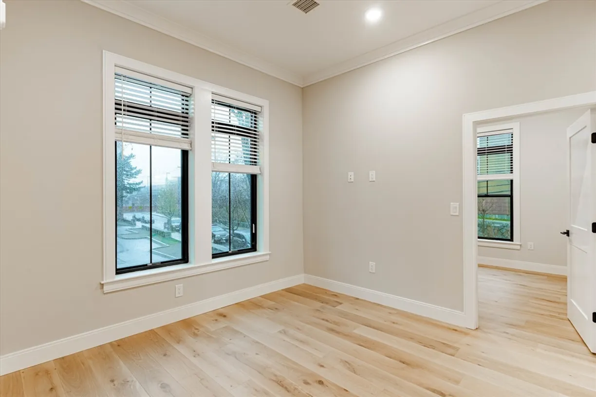 Boston, MA Real Estate | View 157 Everett St., 201 | Listing