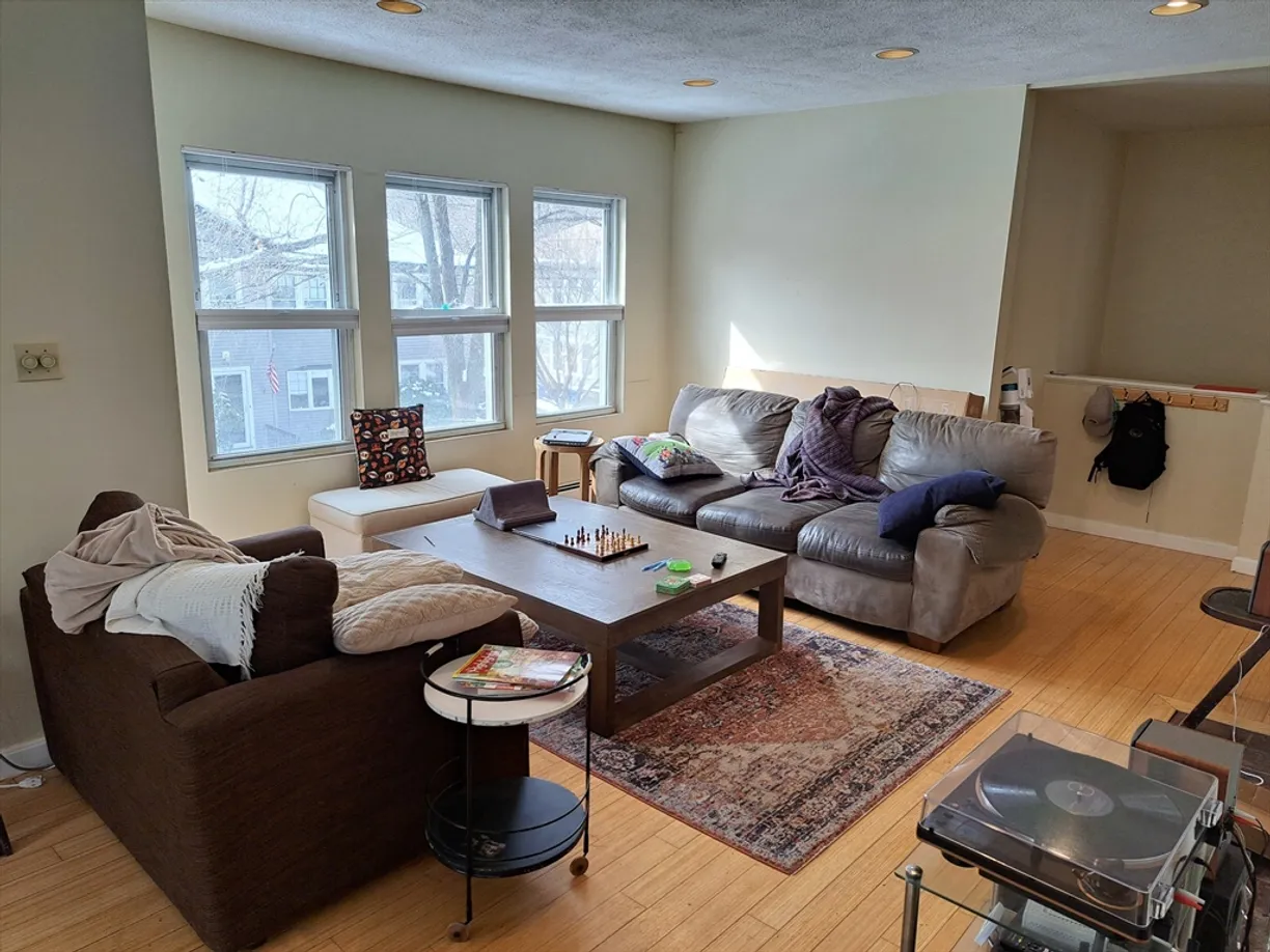 Boston, MA Real Estate | View 33 Beaconsfield Rd., 2 | 3 Beds, 2 Baths