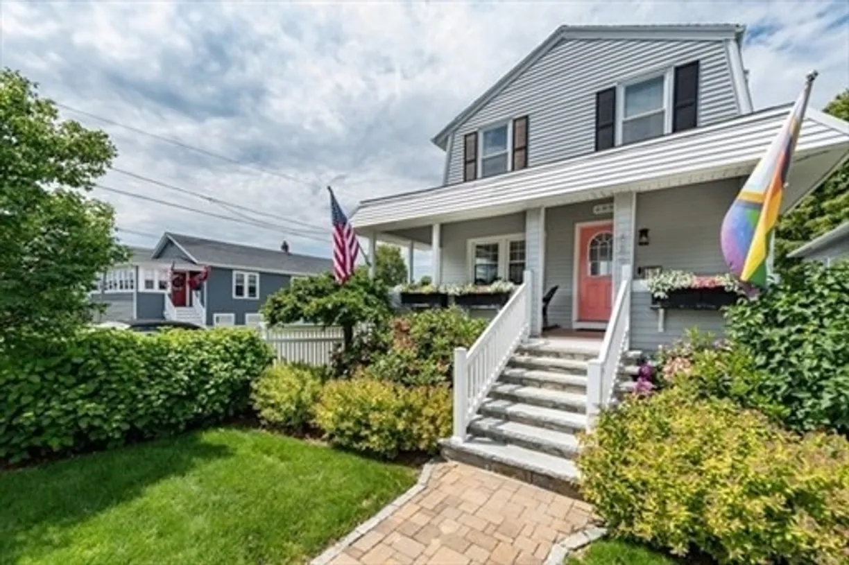 Boston, MA Real Estate | View 689 Nantasket Ave | 3 Beds, 3 Baths