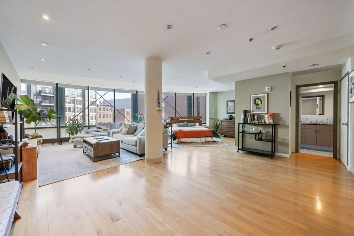 Boston, MA Real Estate | View 9 W Broadway, 423 | 1 Bed, 1 Bath
