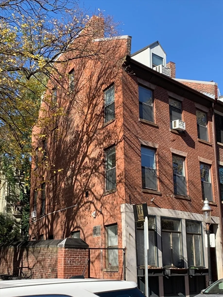 Boston, MA Real Estate | View 18 Main St, 2 | 1 Bed, 1 Bath