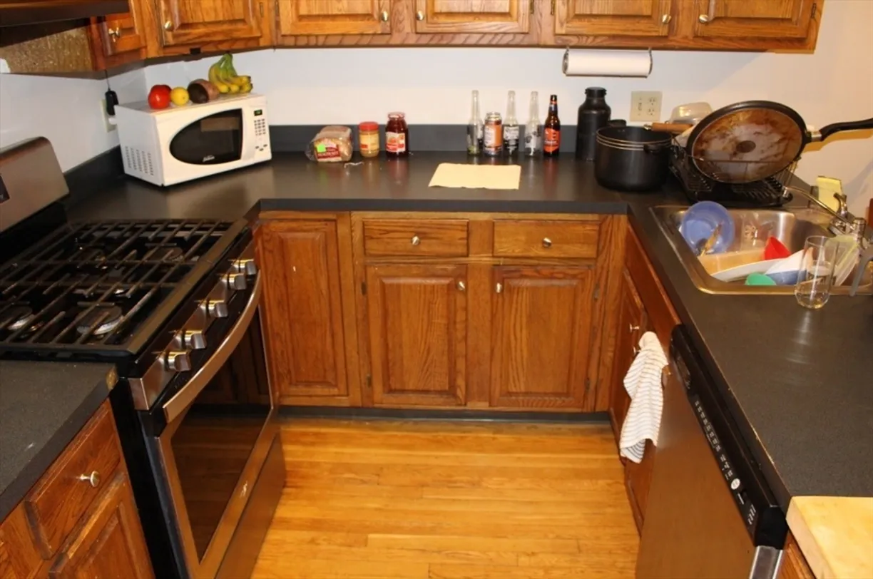 Boston, MA Real Estate | View 18 South Huntington, 3 | 3 Beds, 1 Bath