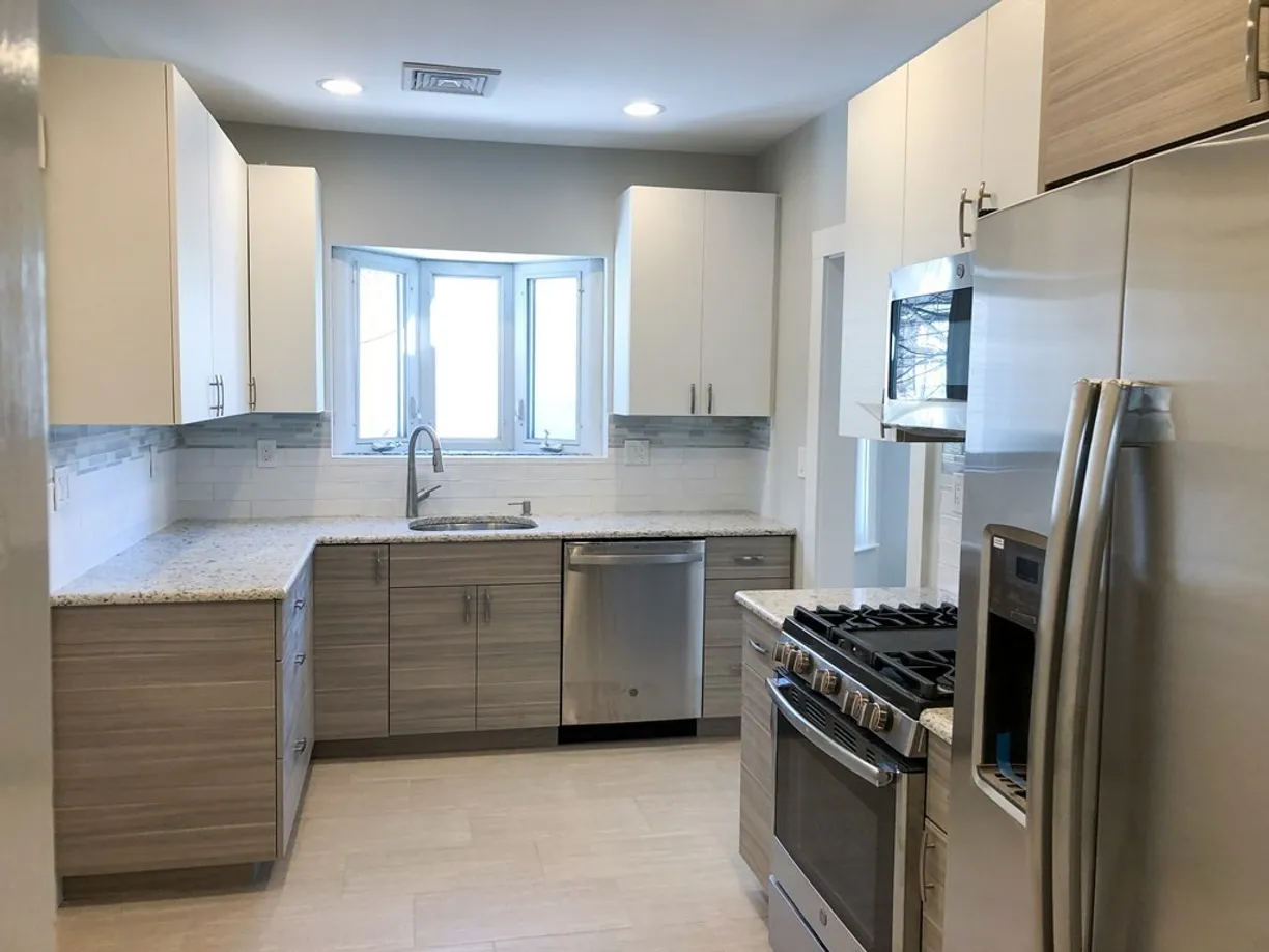 Boston, MA Real Estate | View 163 Tremont St, 2 | 3 Beds, 2 Baths