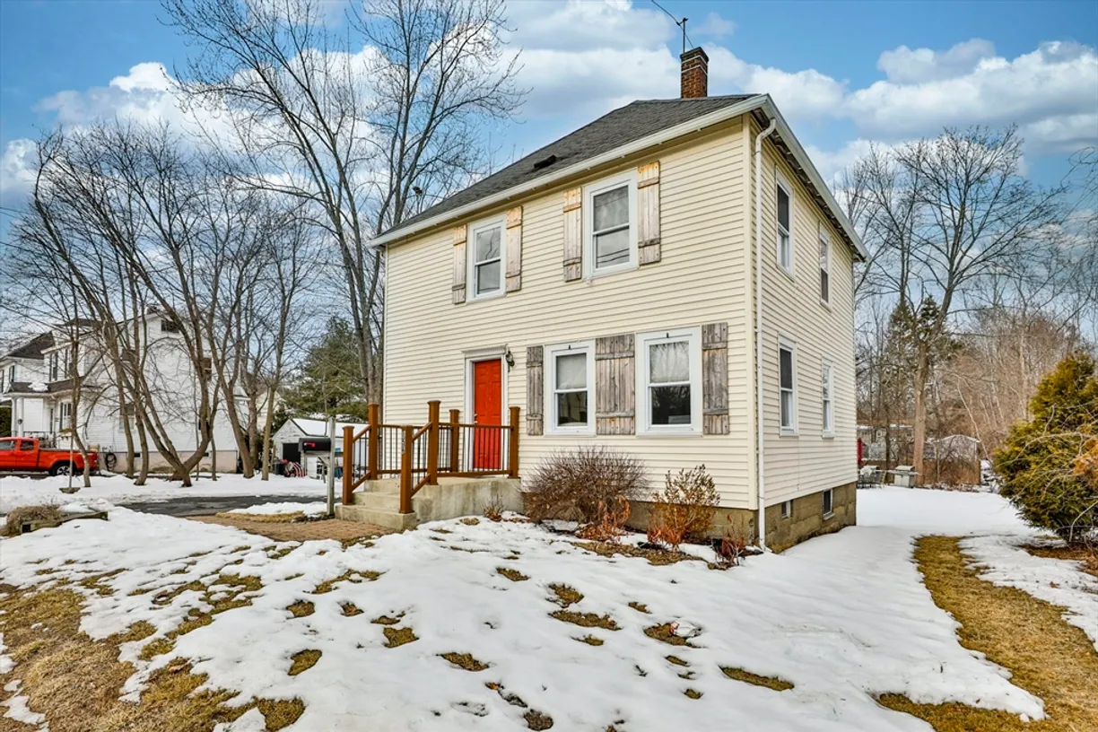 Boston, MA Real Estate | View 156 Hartford St | 3 Beds, 1 Bath