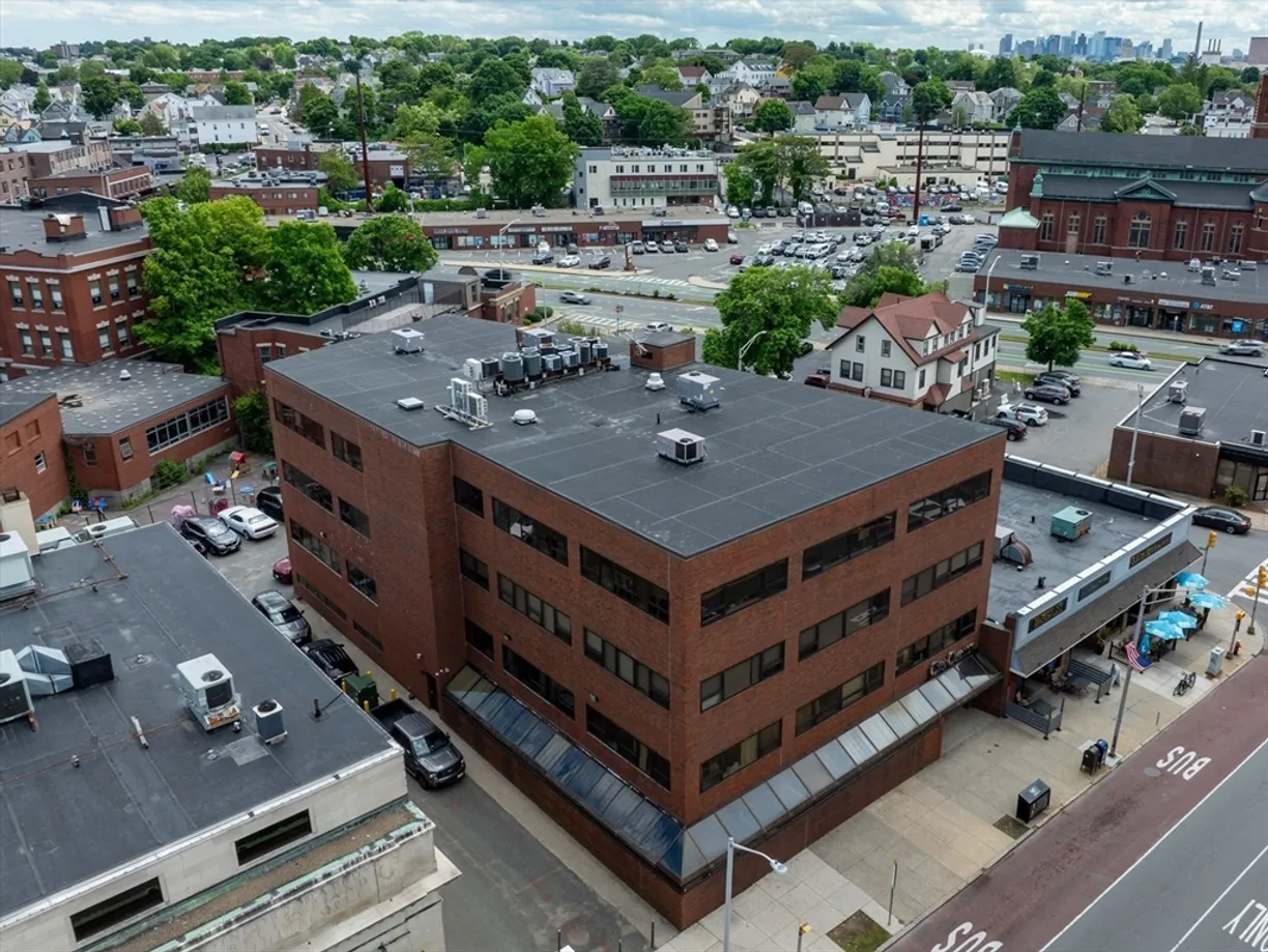 Boston, MA Real Estate | View 389 Main St