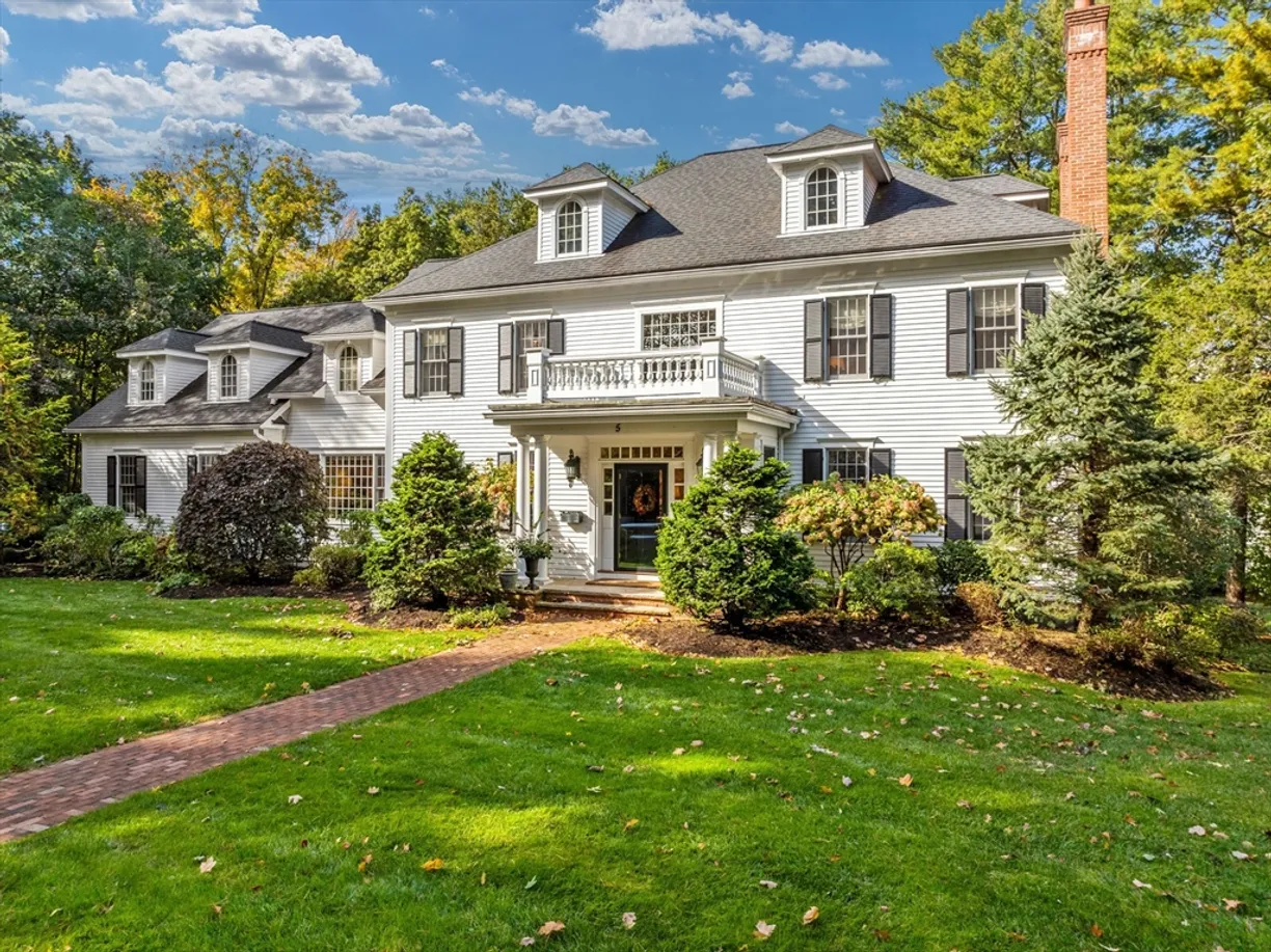 Boston, MA Real Estate | View 5 Sabrina Rd | 7 Beds, 7 Baths