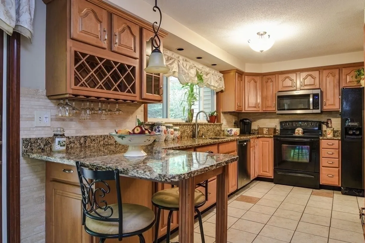 Boston, MA Real Estate | View 28 Speen St., 28 | Listing