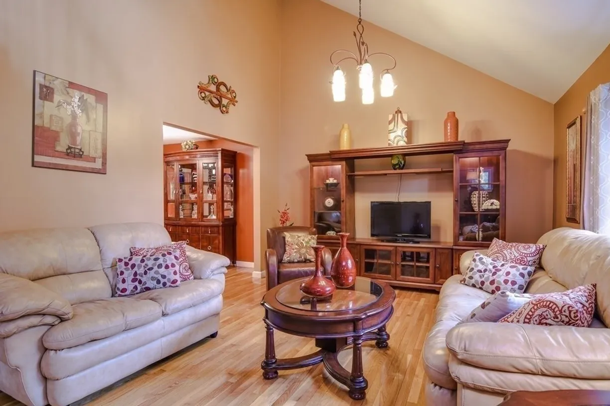 Boston, MA Real Estate | View 28 Speen St., 28 | 3 Beds, 1 Bath