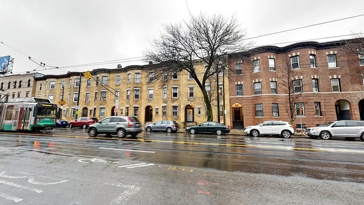 Boston, MA Real Estate | View 26 South Huntington Ave, 1 | 3 Beds, 1 Bath