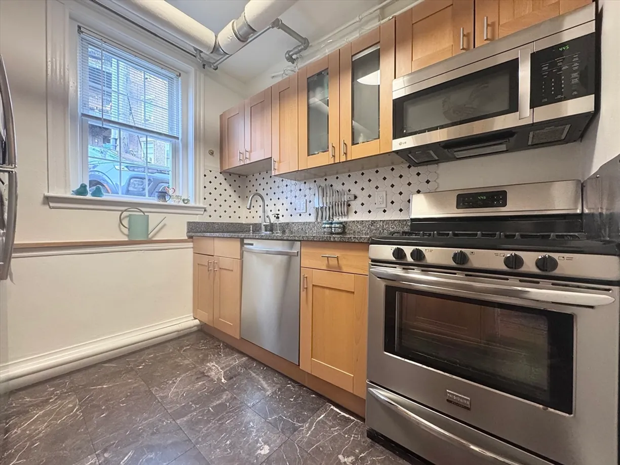 Boston, MA Real Estate | View 139 Beaconsfield, 1B | 2 Beds, 1 Bath