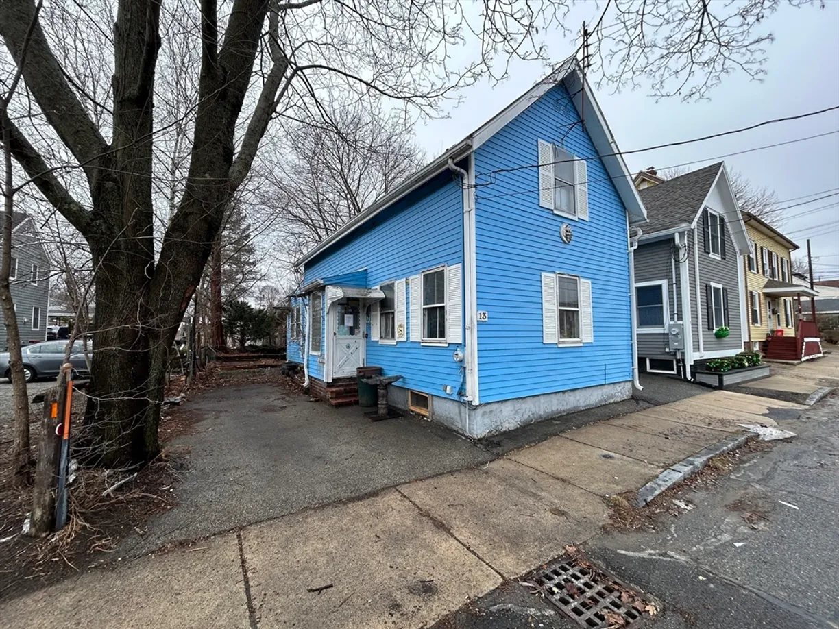 Boston, MA Real Estate | View 13 Estes St | 2 Beds, 1 Bath