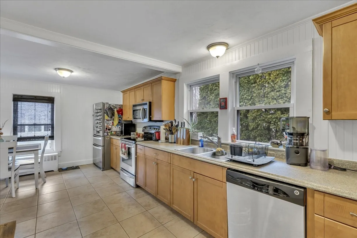 Boston, MA Real Estate | View 33 Oakwood Ave | Listing