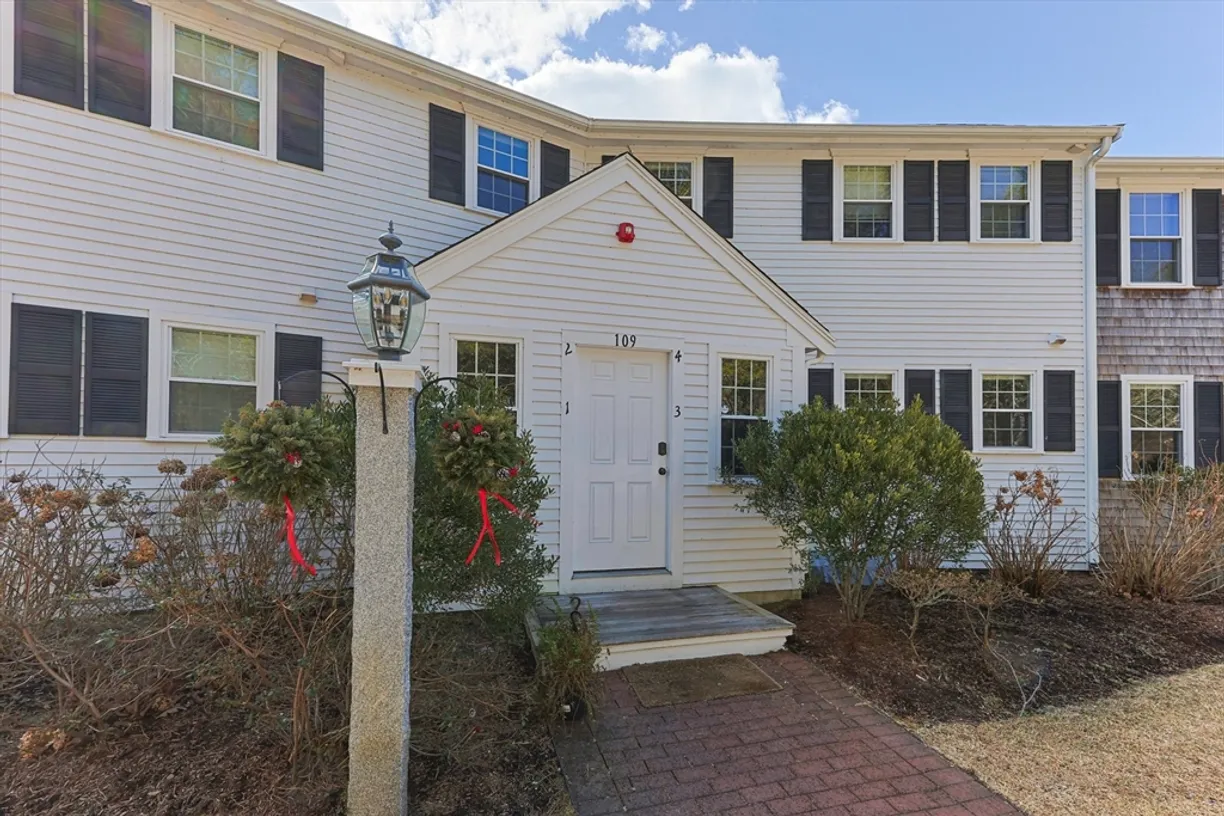 Boston, MA Real Estate | View 109-2 Misty Meadow Ln, 2 | 1 Bed, 1 Bath