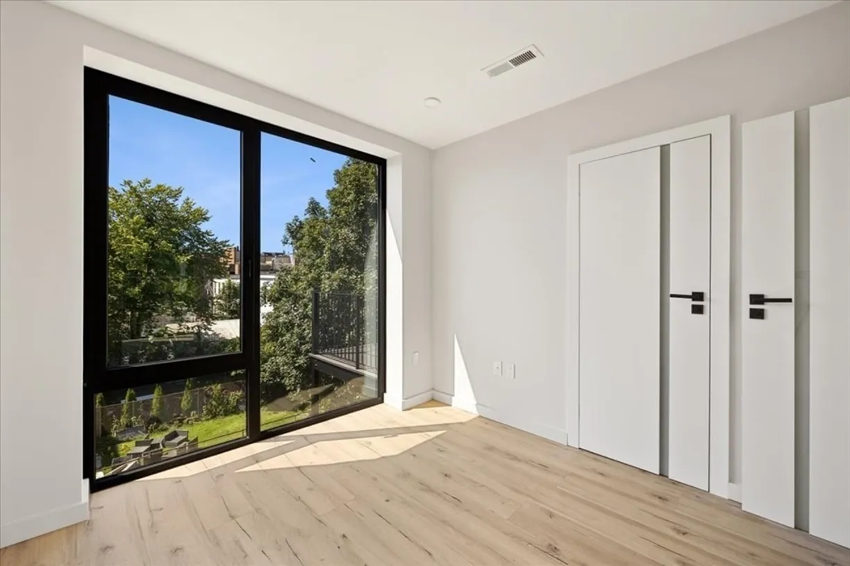 Boston, MA Real Estate | View 141 N, 1 | Listing